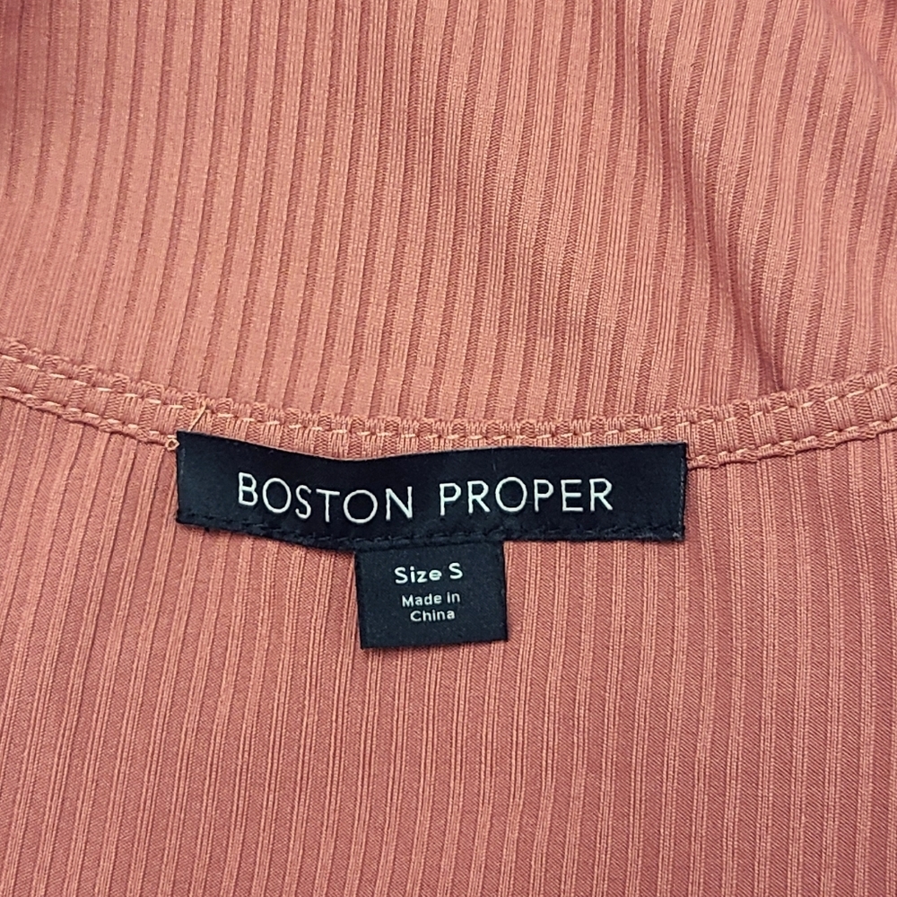 Boston Proper Ruched Front Ribbed Top - Picture 4 of 6
